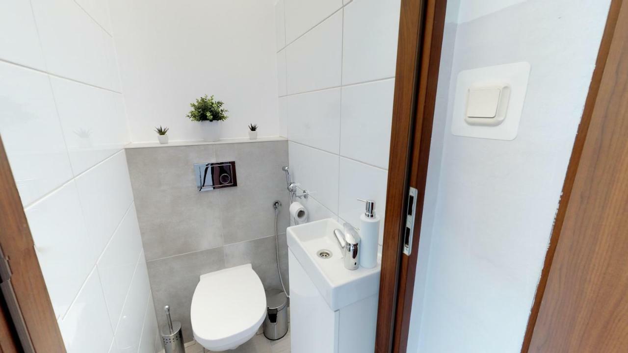 New Whitehouse Rooms 格但斯克 外观 照片